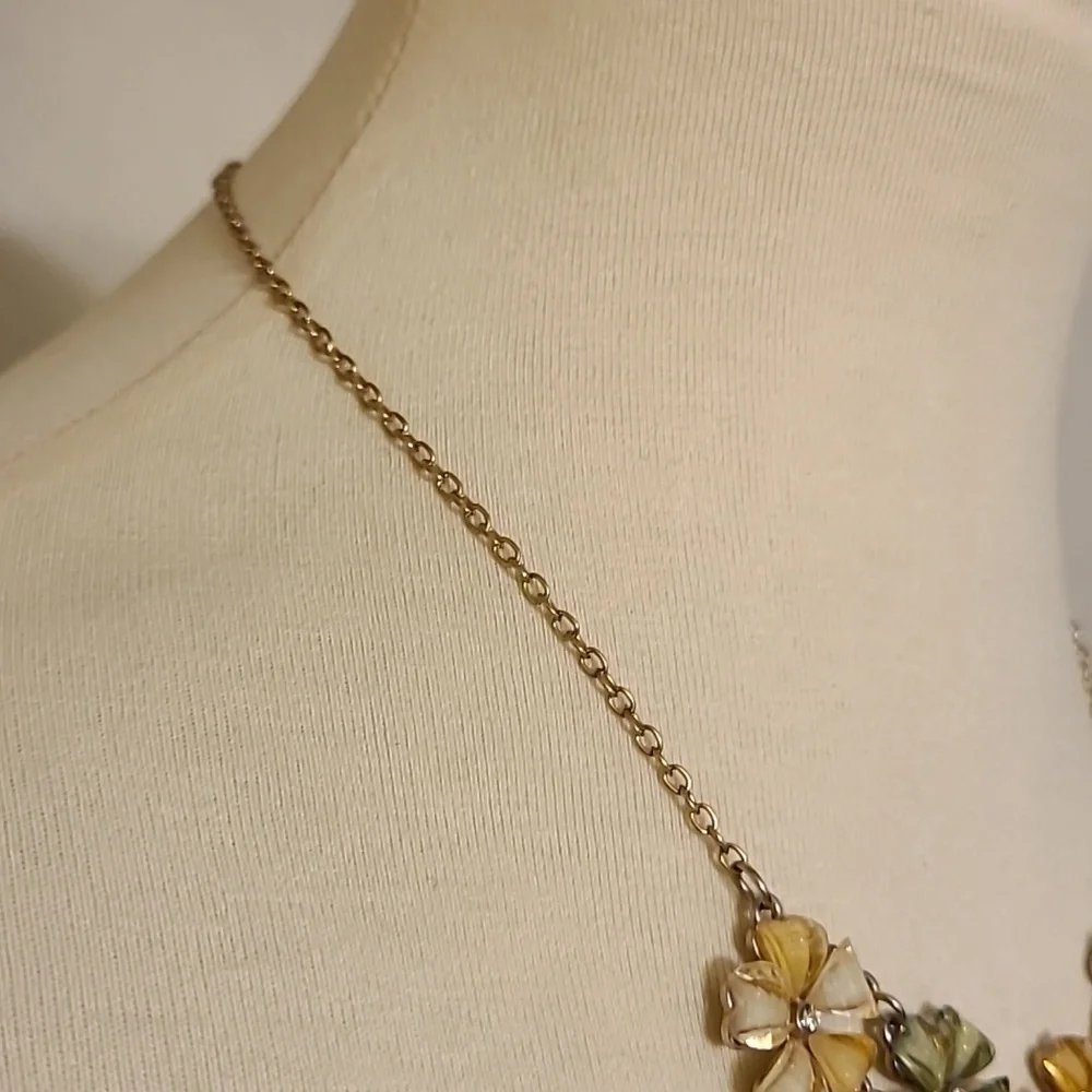 Yellow and Green Floral Design Statement Necklace - Picture 7 of 9